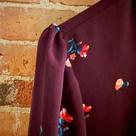 Old Navy XL NWT long sleeve, pleated puff shoulder floral dress - Picture 3 of 5